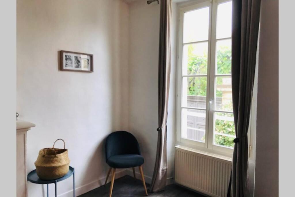 Au Coeur Du Vieux Bayeux, Logement De Charmeアパートメント エクステリア 写真