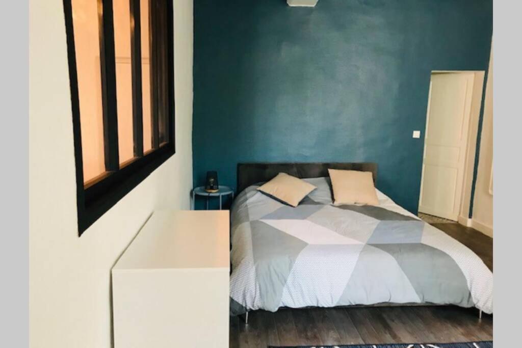 Au Coeur Du Vieux Bayeux, Logement De Charmeアパートメント エクステリア 写真